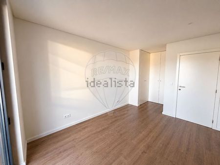 Apartamento em Centro, Vilar de Andorinho - Photo 4
