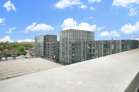 2 bedroom flat in 2 East Lane - Photo 2