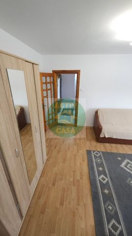 Apartament 3 camere, de inchiriat - Photo 2