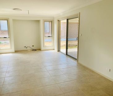 12 Milkhouse Drive, Raymond Terrace, NSW 2324 - Photo 1