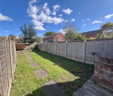 Plane Street, Hull - Photo 1