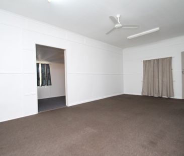 10 Hill Crescent, West Gladstone - Photo 5