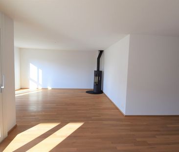 Grosszügige 4.5 Zimmer Wohnung mit gedecktem Balkon - Foto 3