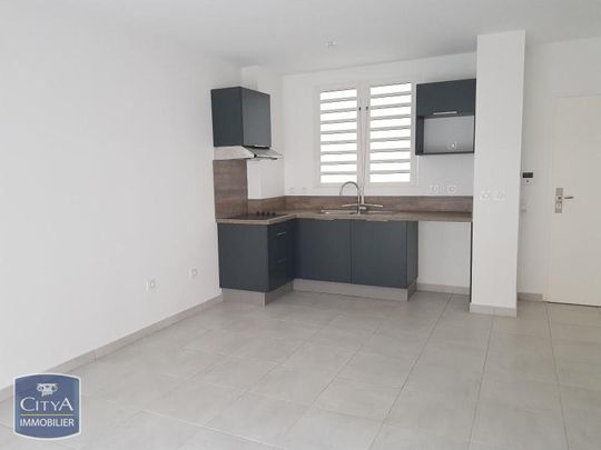 Location Appartement 2 pièces 44m² LA MONTAGNE 97417 - Photo 1