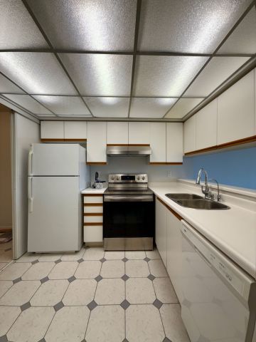 For Lease - 309 Major Mackenzie Drive Unit# 807, Richmond Hill, Ontario - Photo 5