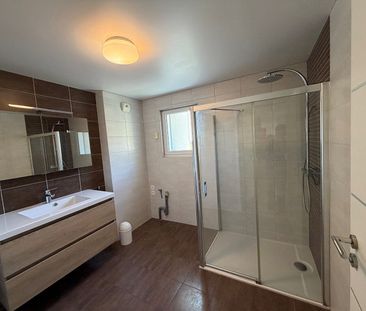 Appartement à louer, 3 pièces - Divonne-les-Bains 01220 - Photo 3