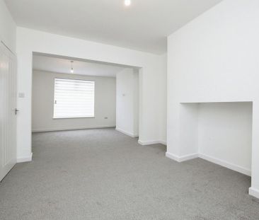 3 bedroom end of terrace house to rent - Photo 6