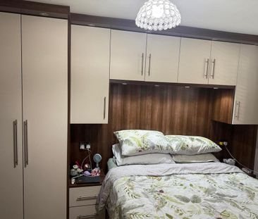 3 bedroom flat to rent - Photo 3