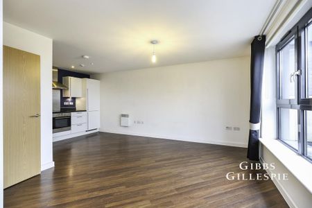 1 bedroom flat to rent - Photo 2