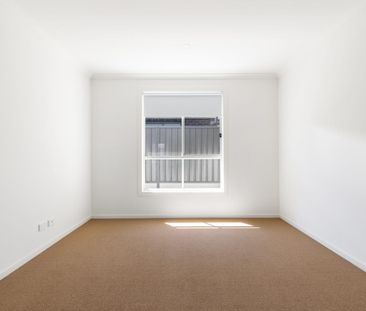 40 Gairdner Boulevard, Andrews Farm, SA 5114 - Photo 6