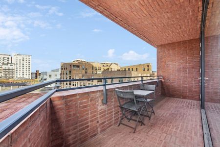 2 bedroom flat to rent - Photo 3