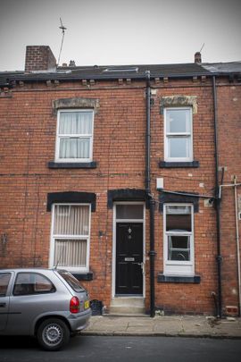 2 bedroom house to rent - Photo 1