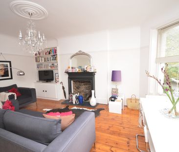 Flat to rent - Burnt Ash Road, Lee, SE12 - Photo 5