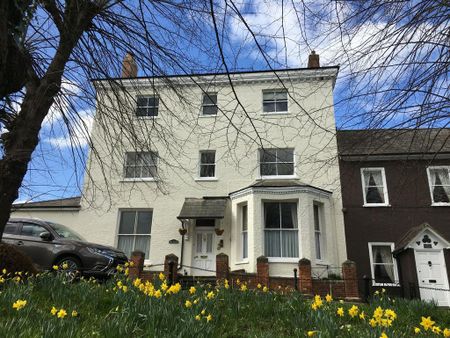 3 bedroom semi-detached house to rent - Photo 5