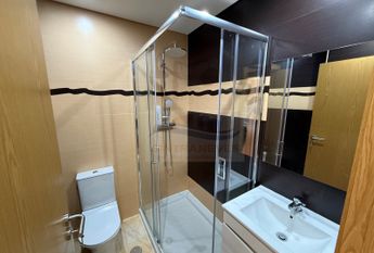 Apartamento T5 em Lisboa