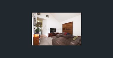 26 QUEEN STREET COBURG - Photo 4