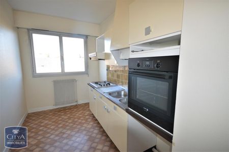 Location Appartement 2 pièces 45m² CHOLET 49300 - Photo 4