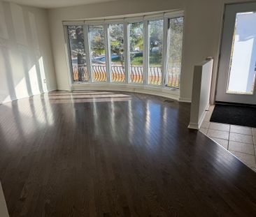 For Lease - 97 Rita Avenue, Meadowlands - Crestview and Area, Ontario - Photo 1