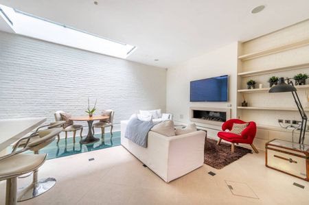 4 Bed Detached House, Adams Row, W1K - Photo 5