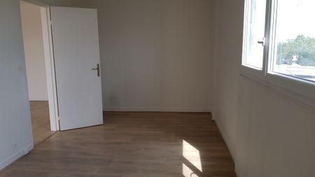 Location Appartement 3 pièces 70m² AVON 77210 - Photo 5