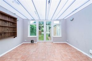 3 bedroom house to rent Hangleton Road, Hove, East Sussex, BN3 - Photo 5