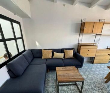 Apartamento de alquiler en Barri Gòtic - Photo 2
