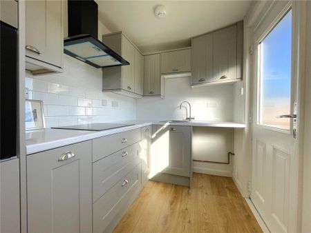 3 bedroom bungalow to rent - Photo 2