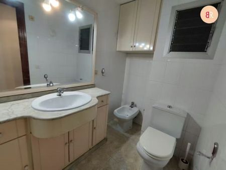 Calle Campoamor, Valencia, Valencian Community 46014 - Photo 2