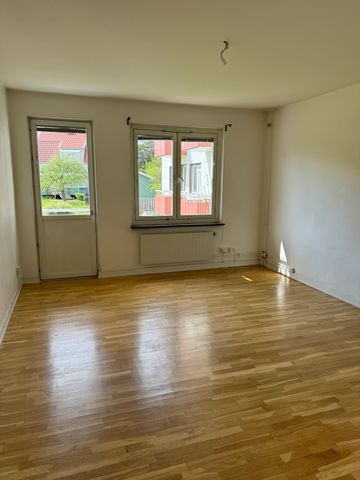 Carlavägen, Eskilstuna - Photo 4