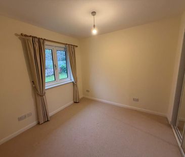 4 bedroom detached house to rent - Photo 5