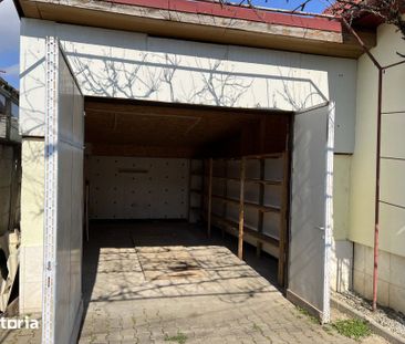 casa 3 cam renovata spatioasa gradina si garaj cl poplacii - Photo 3