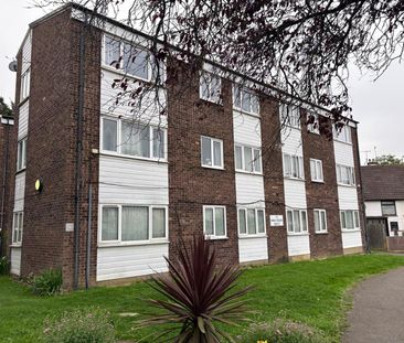 2 bed flat to rent in Charles Crescent, Harrow, HA1 - Photo 3