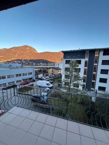 Luminous apartment with lake view in Melide - Photo 2