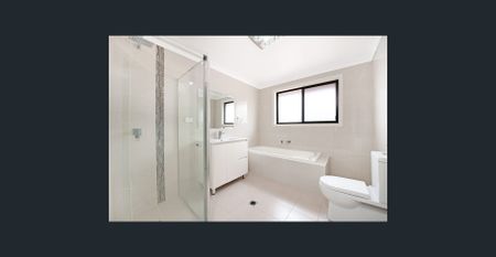 SPACIOUS FREESTANDING FAMILY HOME WITH DOUBLE GARAGE - Photo 4