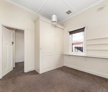 8A Etna Street, Glen Huntly VIC 3163 - House For Rent | Domain - Photo 1