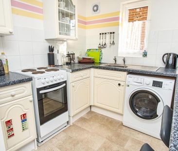 2 bedroom apartment to rent - Photo 6