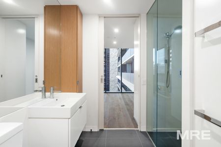 Stylish home with study - Photo 4