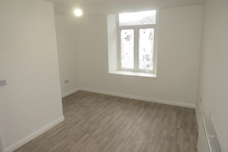 Llantrisant Road - Photo 2