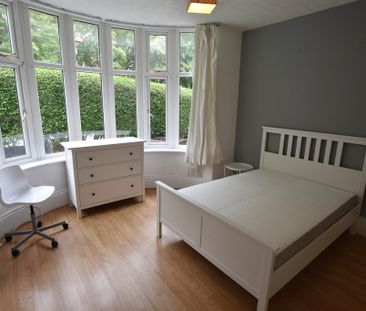 2 Bedroom Ground Floor Flat - Photo 6