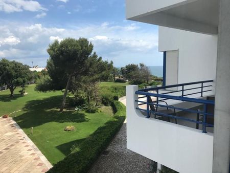 2 room luxury Flat for rent in Cascais, Portugal - Photo 2