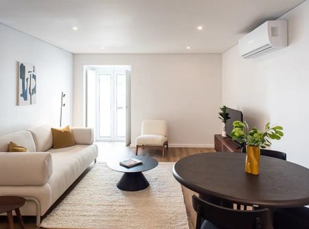 Largo Santa Bárbara, Lisbon, Lisbon 1150-260 - Photo 2