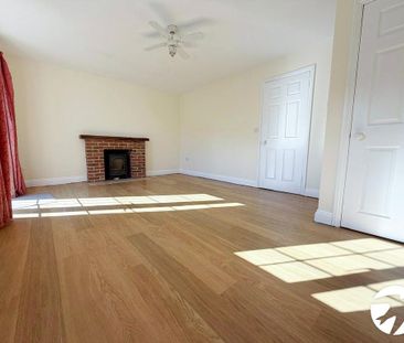 3 bedroom semi-detached house to rent - Photo 3