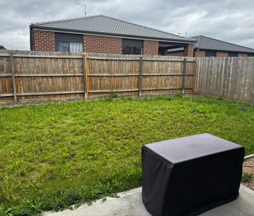 $480 PW - IMMACULATE 4 BEDROOM - VAIL NOW - Photo 4