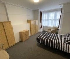 Room in a Shared House, Sidney Avenue, N13 - Photo 6