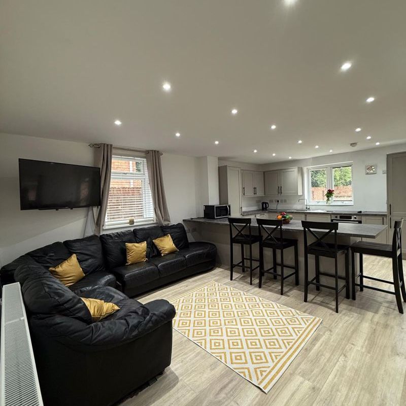 Arnesby Road Lenton, Nottingham - Photo 1