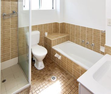 2 Bedroom Unit - Opposite Wallis Lake - Photo 4