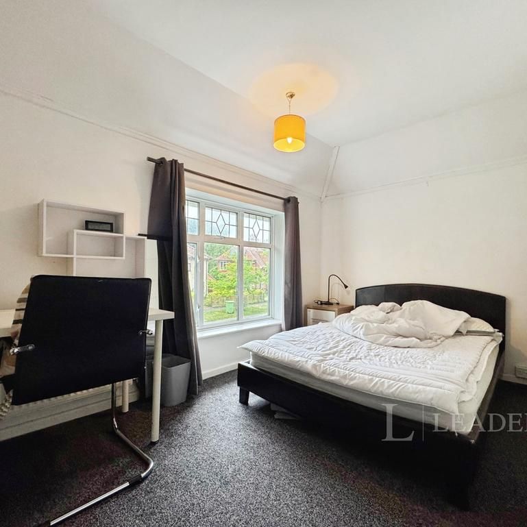 7 bedroom semi-detached house to rent - Photo 1