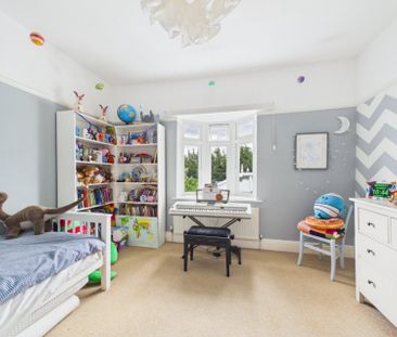 Greenlands Road, Staines-upon-Thames, Surrey,TW18 - Photo 3