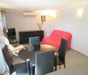 T2 MEUBLÉ 560€ H.C Nîmes Vauban, 37m² - Photo 4