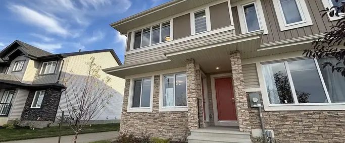 Brand New 3 Bed, 2.5 Bath Townhouse Available For Rent! | 507 Glenridding Ravine Drive Southwest, Edmonton - Photo 1